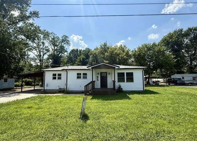 Property at 85 Rose St, Russell Springs, KY 42642, 2 beds, 2 baths