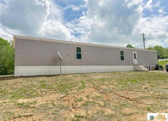 Property at 4323-1 Weed Keltner Rd, Columbia, KY 42728, 3 beds, 2 baths
