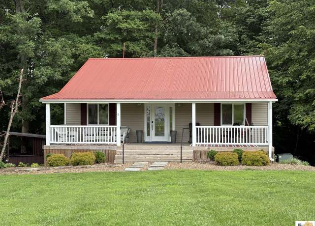 Property at 48 Fawn Dr, Scottsville, KY 42164, 3 beds, 3 baths