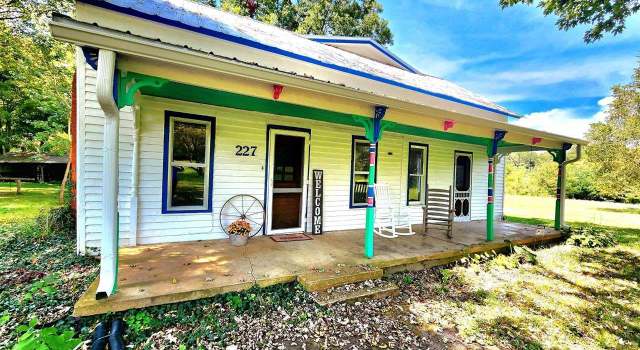 Photo of 227 Dry Fork Rd, Glasgow, KY 42141