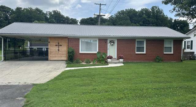 Photo of 139 North St, Tompkinsville, KY 42167