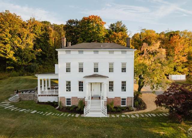 Property at 127 Mt Merino Rd, Hudson, NY 12534, 4 beds, 3.5 baths