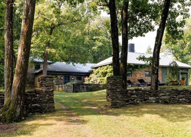 Property at 5280 Cauterskill Rd, Catskill, NY 12414, 3 beds, 3 baths