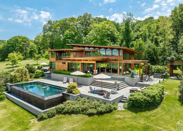 Property at 2 76 Brook Meadow Ln, Stanford, NY 12581, 3 beds, 4.5 baths