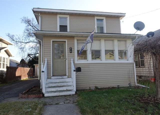 Property at 518 Grand Ave, Johnson City, NY 13790, 3 beds, 1.5 baths