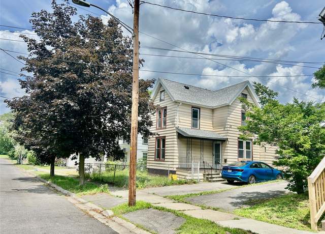 Property at 37 Hayes St, Binghamton, NY 13903, 3 beds, 1.5 baths
