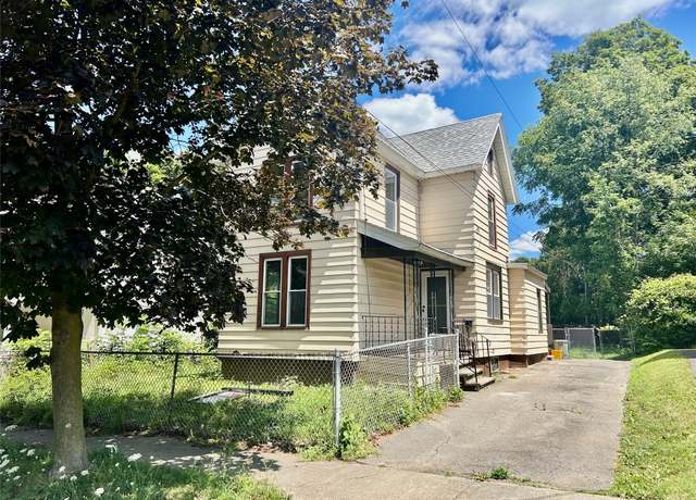 Property at 37 Hayes St, Binghamton, NY 13903, 3 beds, 1.5 baths