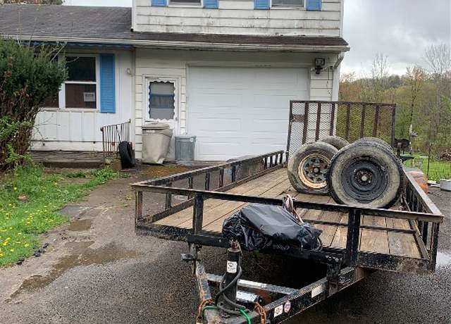 Property at 212 Ahern Rd, Binghamton, NY 13903, 6 beds, 1.5 baths