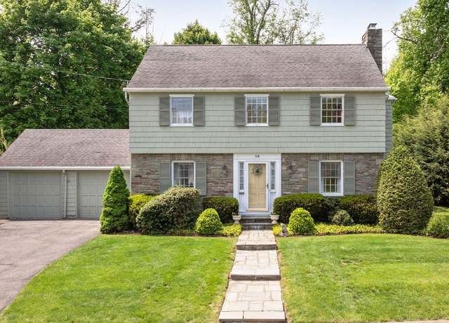 Property at 15 Edgecomb Rd, Binghamton, NY 13905, 4 beds, 2.5 baths