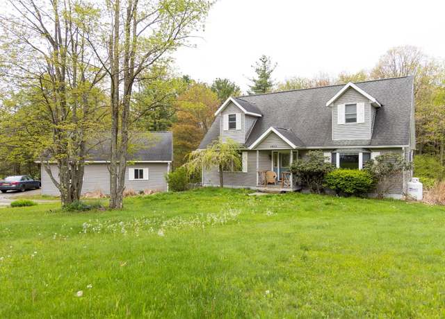 Property at 1415 Hawleyton Rd, Binghamton, NY 13903, 4 beds, 2 baths
