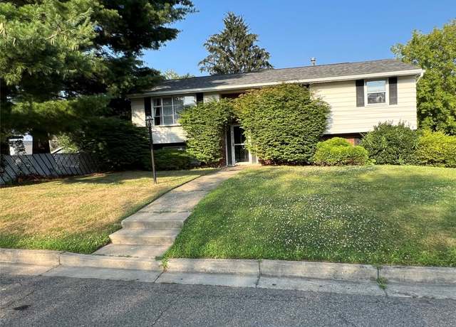 Property at 814 Squires Ave, Endicott, NY 13760, 3 beds, 2 baths