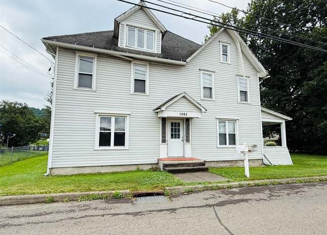 Property at 1382 Chenango St, Binghamton, NY 13901, 7 beds, 3.5 baths