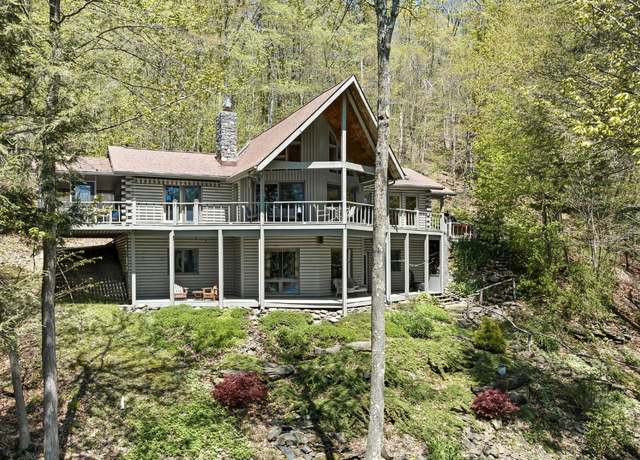 Property at 729 N Longford Rd, Brackney, PA 18812, 3 beds, 2.5 baths