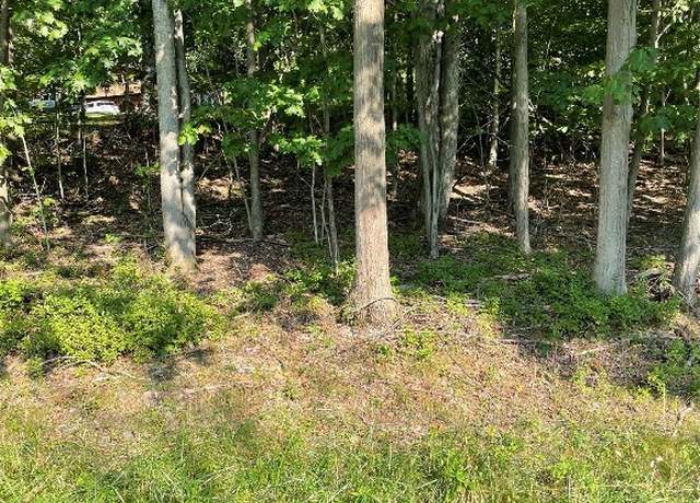Property at 14 Stanford Rd, Binghamton, NY 13903
