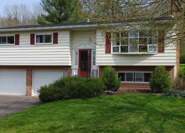 Property at 4508 Marshall Dr W, Vestal, NY 13850, 3 beds, 2 baths