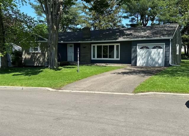 Property at 21 Griffin Dr, Apalachin, NY 13732, 3 beds, 1 bath