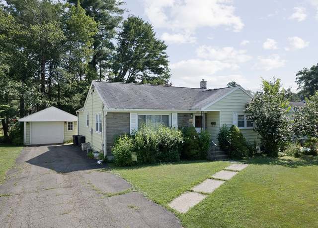Property at 3514 Columbia Ave, Endicott, NY 13760, 3 beds, 1 bath