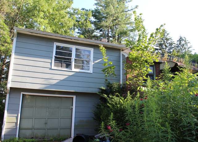 Property at 807 Martin St, Endicott, NY 13760, 3 beds, 1.5 baths