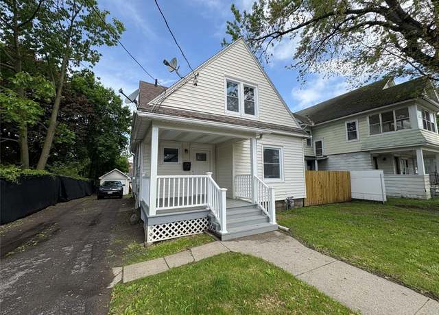 Property at 1703 East Main St, Endicott, NY 13760, 3 beds, 1.5 baths