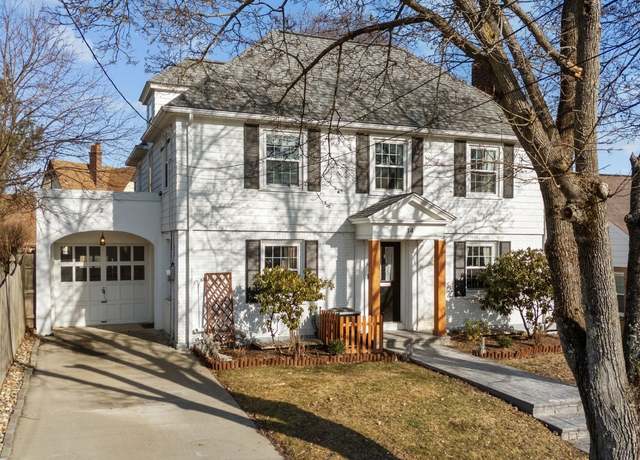 Property at 14 Matthews St, Binghamton, NY 13905, 4 beds, 2.5 baths