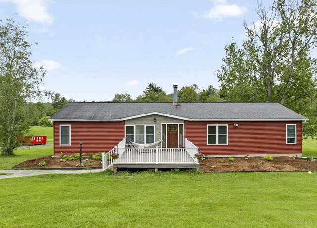 Property at 1925 County Rd 32, Greene, NY 13778, 3 beds, 2.5 baths
