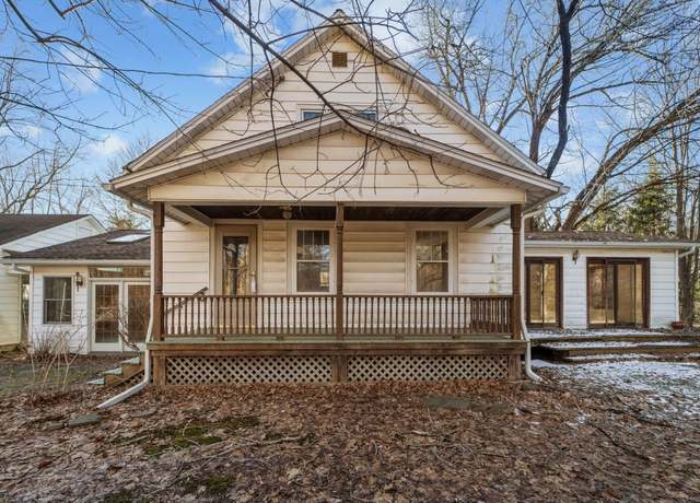 Property at 1032/1038 E Maine Rd, Johnson City, NY 13790, 4 beds, 2 baths