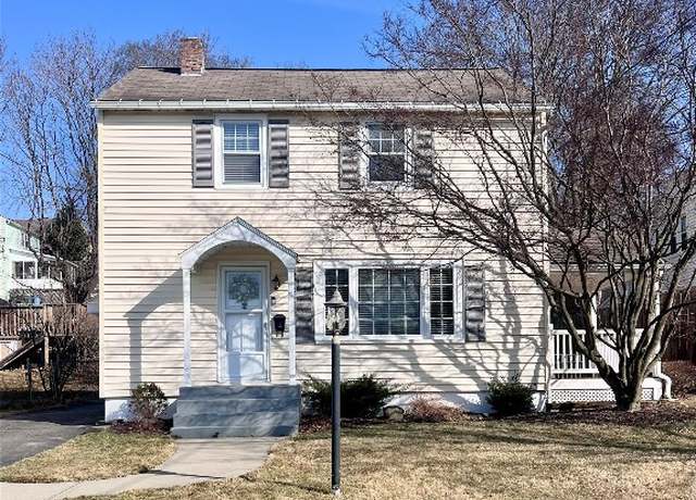 Property at 2605 Robins St, Endicott, NY 13760, 3 beds, 1.5 baths