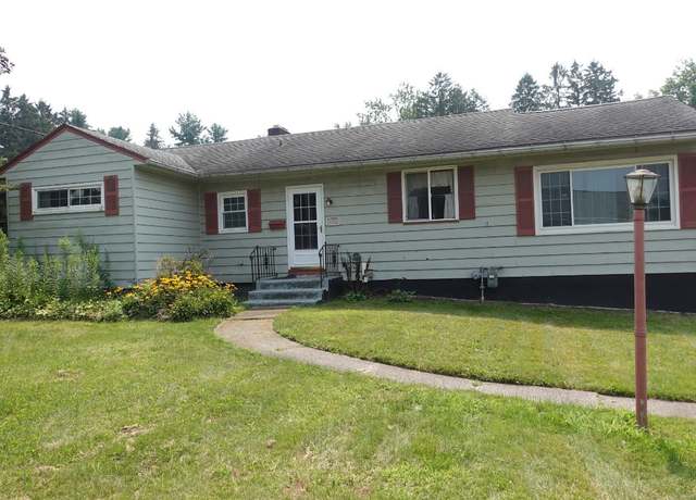 Property at 3516 Stratford Dr, Vestal, NY 13850, 4 beds, 2 baths