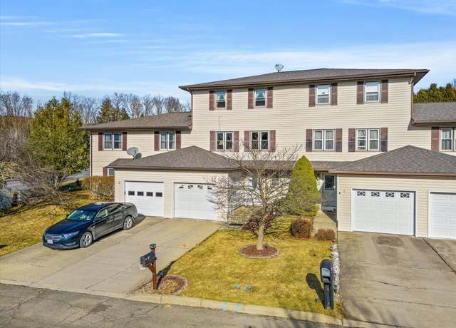 Property at 4 Addison Ct, Binghamton, NY 13904, 2 beds, 3 baths
