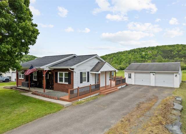 Property at 1052 Pennsylvania Ave, Little Meadows, PA 18830, 3 beds, 1.5 baths