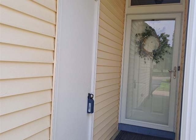 Property at 315 Western Heights Blvd, Endicott, NY 13760, 2 beds, 1.5 baths