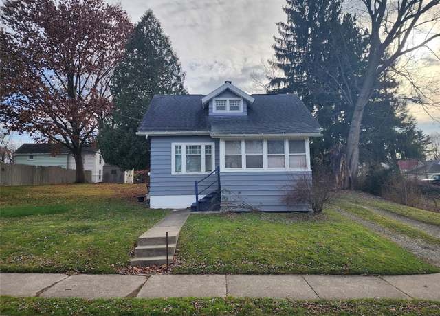 Property at 28 & 24 Dartmouth Dr, Johnson City, NY 13790, 3 beds, 1 bath