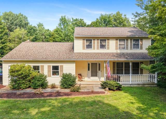 Property at 4616 Foster Rd, Endicott, NY 13760, 4 beds, 3 baths