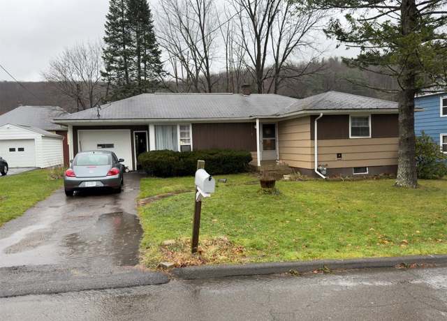 Property at 10 Poland Ave, Binghamton, NY 13905, 3 beds, 1 bath