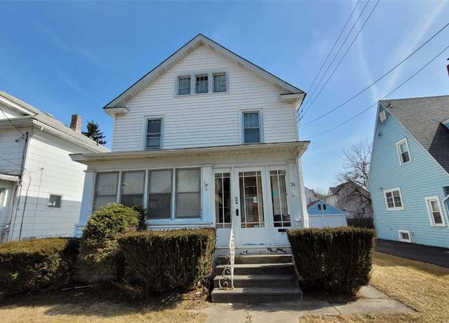 Property at 31 Sherman St, Johnson City, NY 13790, 3 beds, 1 bath