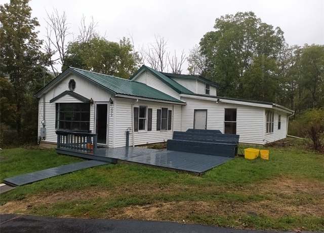 Property at 2272 Pierce Rd, Binghamton, NY 13903, 4 beds, 1 bath