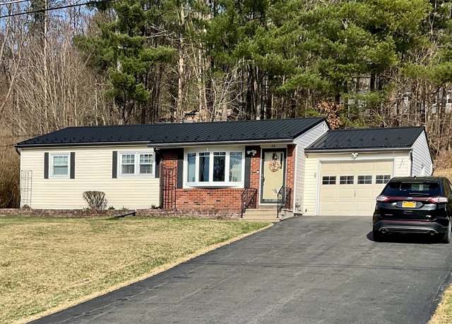 Property at 26 Hillside Dr, Kirkwood, NY 13795, 3 beds, 1 bath