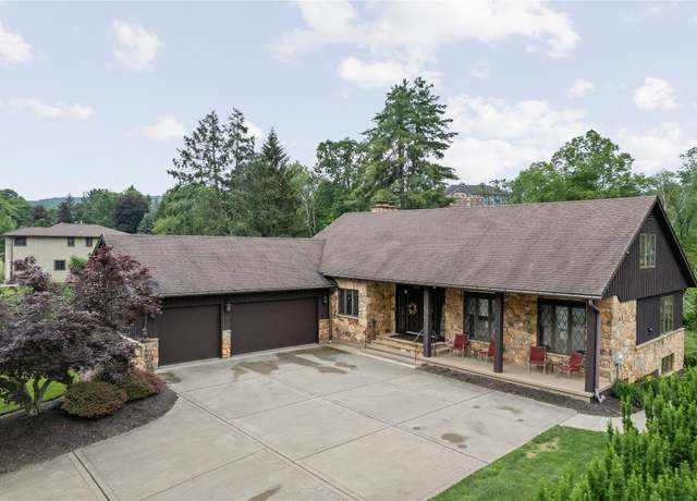 Property at 200-202 Murray Rd, Vestal, NY 13850, 5 beds, 3.5 baths