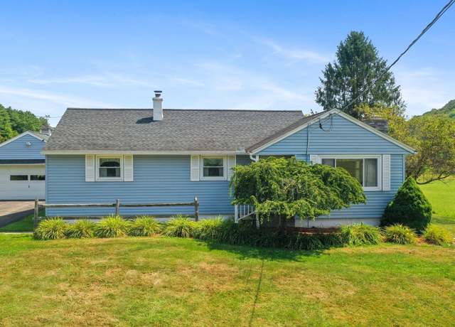 Property at 3856 Saddlemire Rd, Binghamton, NY 13903, 3 beds, 2 baths