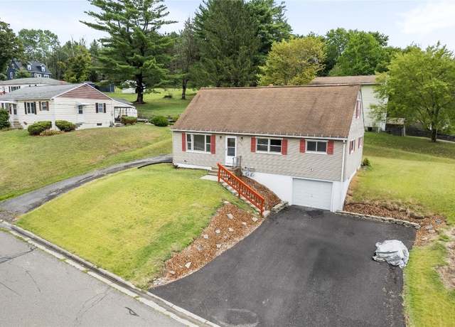 Property at 232 Boswell Rd, Endicott, NY 13760, 5 beds, 2 baths