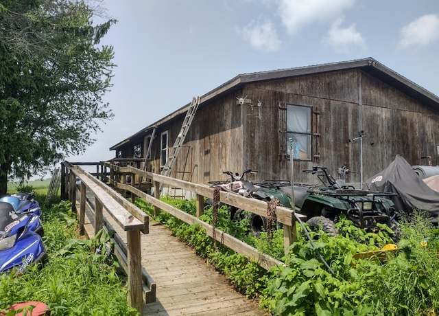 Property at 2771 Center Rd, NY 13101, 3 beds, 2 baths