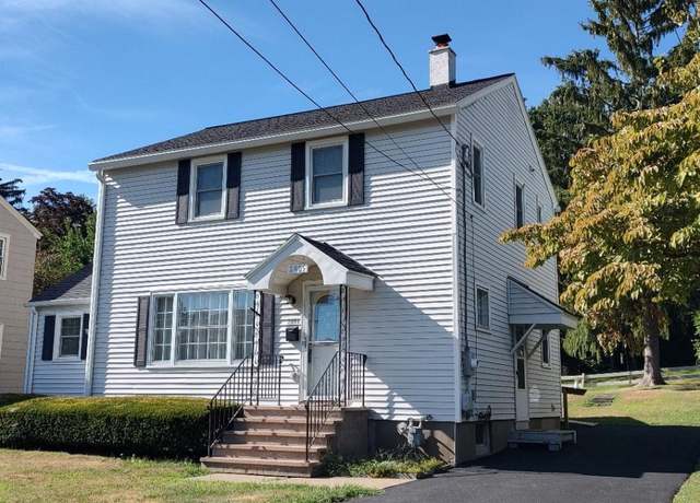 Property at 2805 Robins St, Endwell, NY 13760, 3 beds, 1 bath