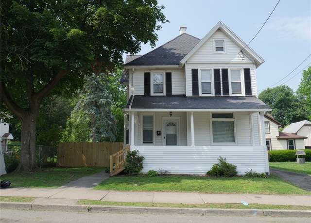 Property at 11 Allen St, Binghamton, NY 13901, 4 beds, 1.5 baths