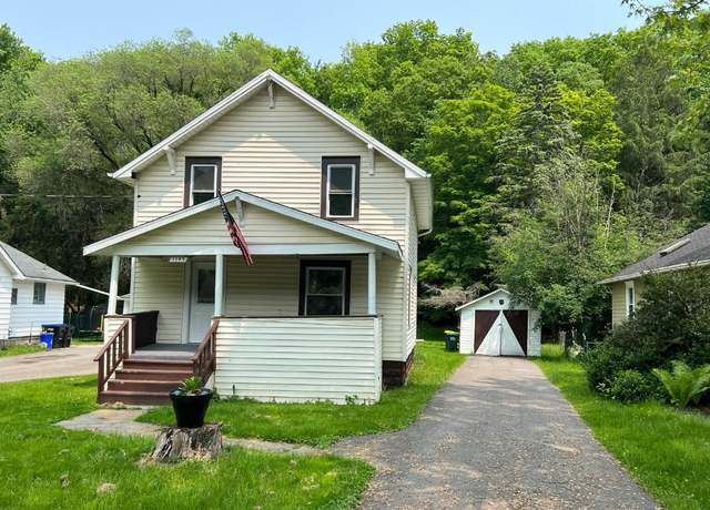 Property at 1149 Main St, Vestal, NY 13850, 3 beds, 1 bath