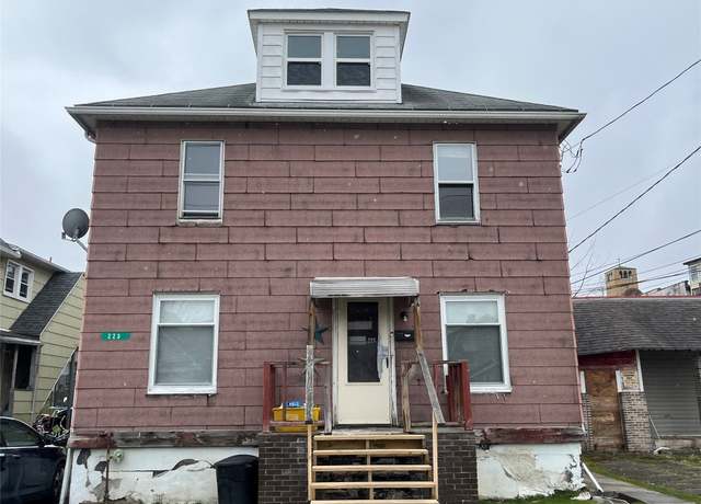 Property at 223 Squires Ave, Endicott, NY 13760, 10 beds, 4.5 baths