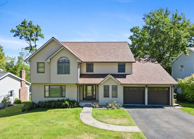 Property at 301 Brooks Ave, Vestal, NY 13850, 5 beds, 3.5 baths