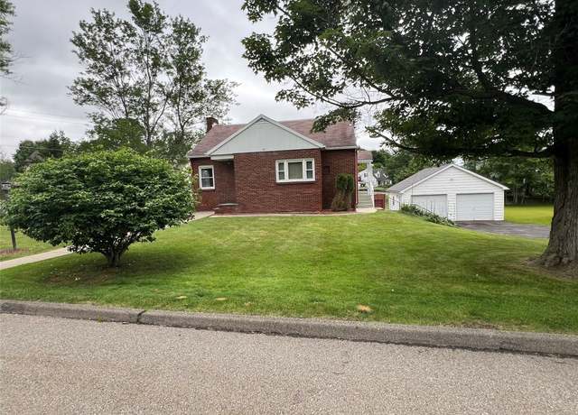 Property at 160 Rosedale Dr, Binghamton, NY 13905, 3 beds, 2 baths