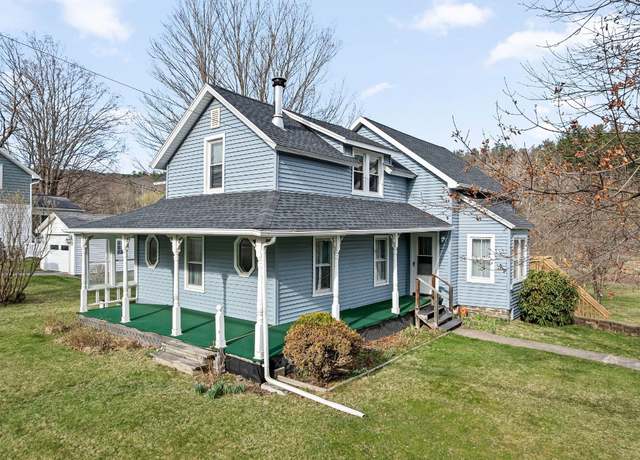 Property at 208 Castle Rd, Binghamton, NY 13901, 3 beds, 1.5 baths