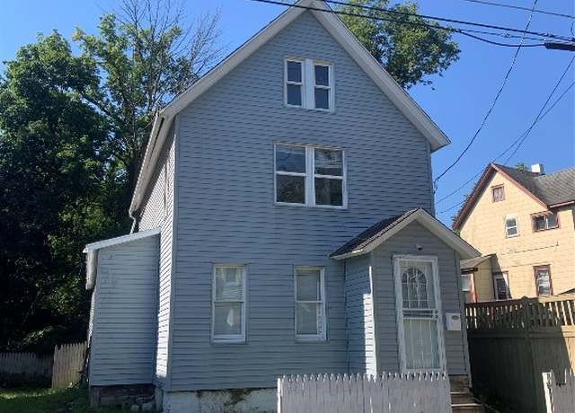 Property at 7 King Ave, Binghamton, NY 13905, 3 beds, 1.5 baths