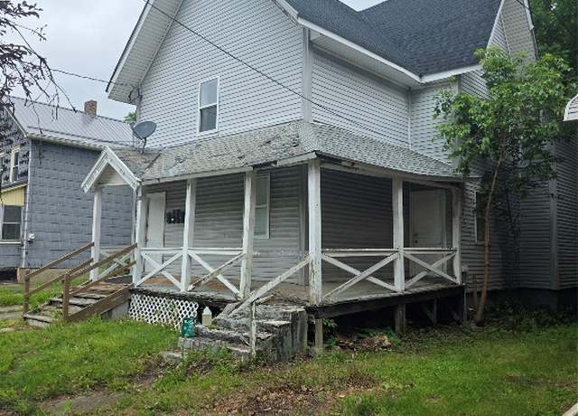 Property at 28 Lydia St, Binghamton, NY 13905, 6 beds, 4 baths
